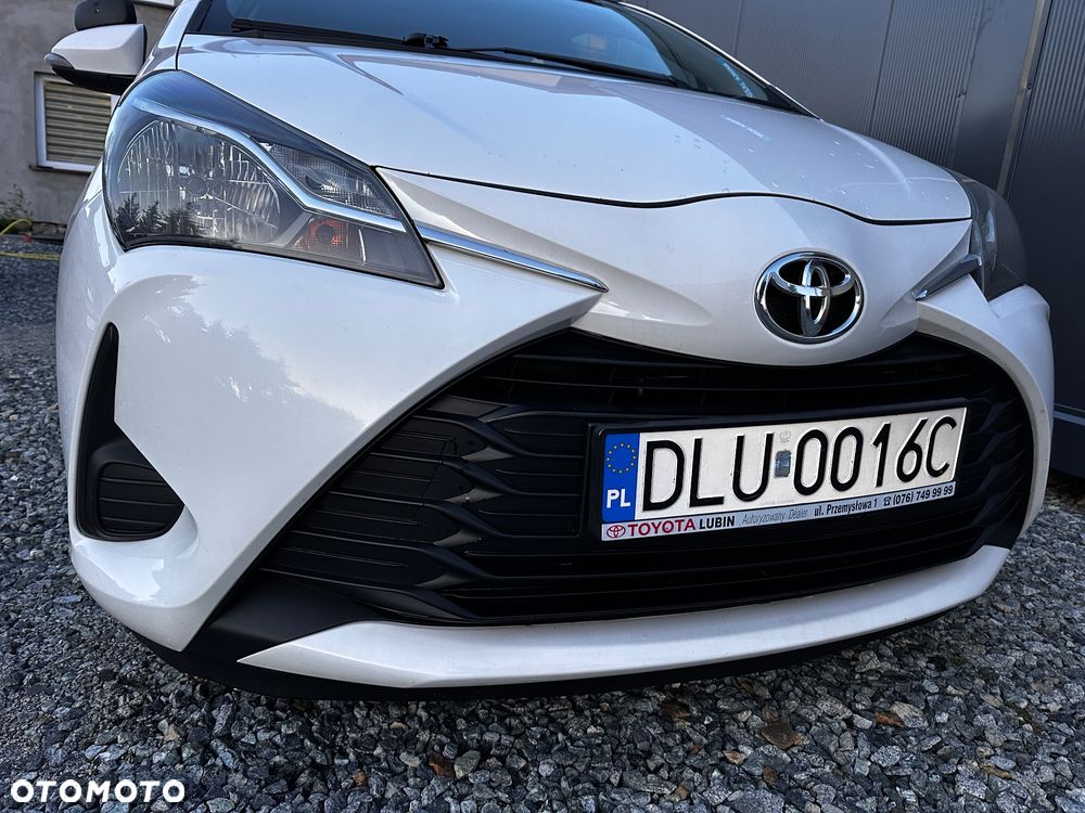 Toyota Yaris - 4