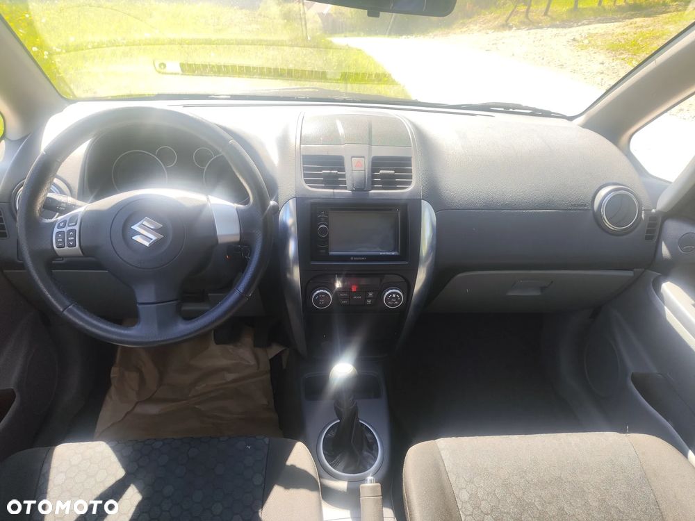 Suzuki SX4 1.6 VVT 4x4 Limited - 17