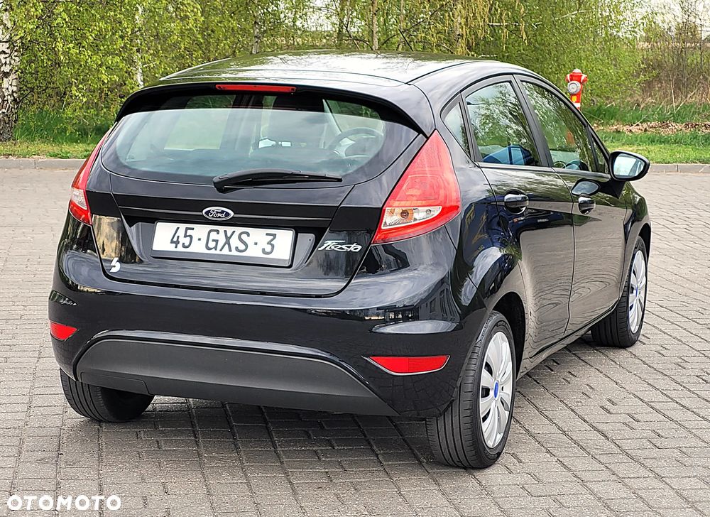 Ford Fiesta 1.25 Trend EU5 - 11