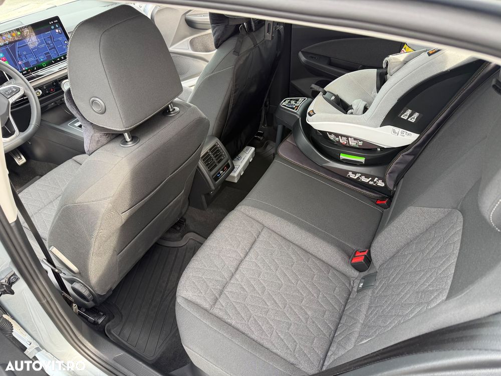 Volkswagen Golf 1.5 eTSI DSG MHEV Life - 15
