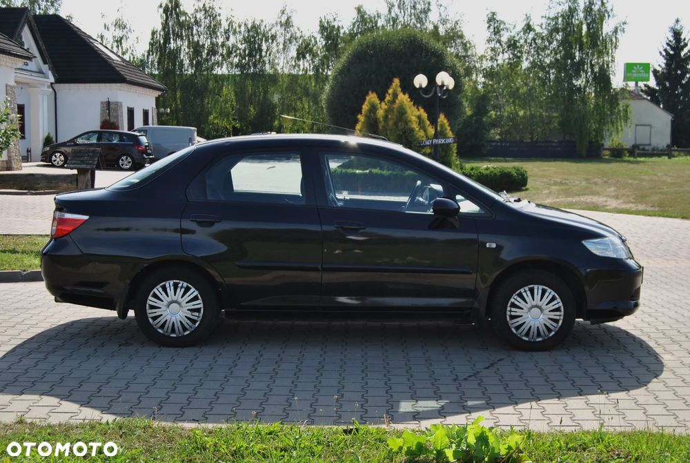 Honda City 1.4 Comfort - 15