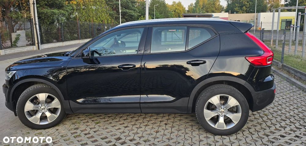Volvo XC 40 T3 Geartronic Momentum Pro - 9