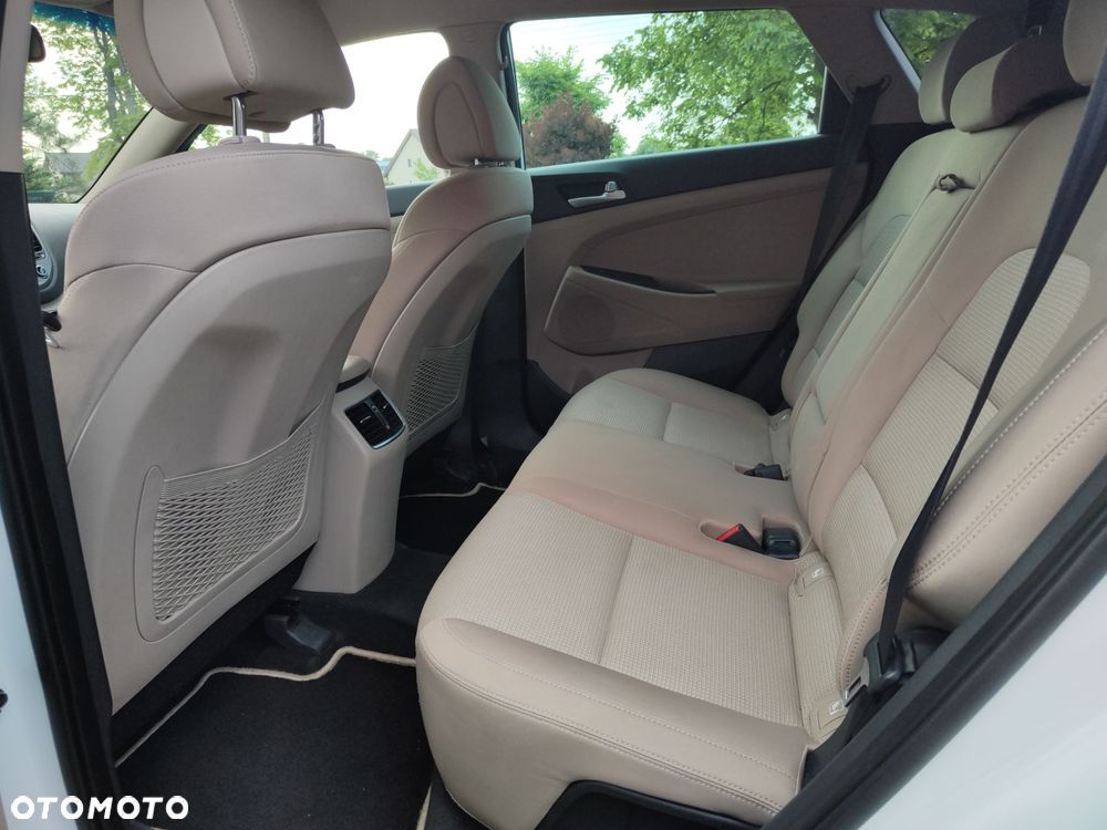 Hyundai Tucson - 12