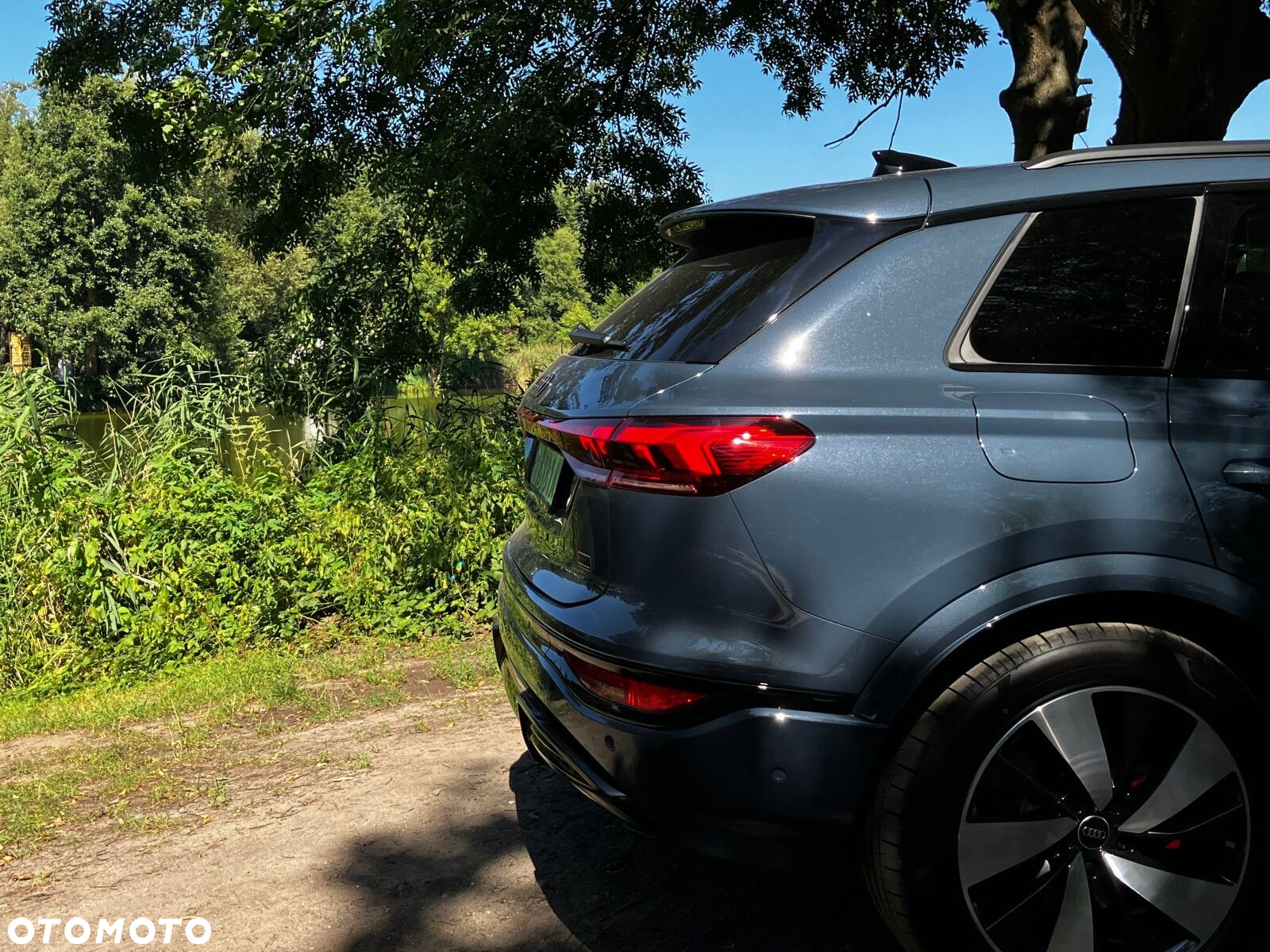 Audi Q6 e-tron - 13