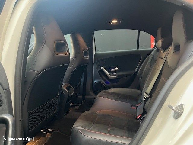 Mercedes-Benz A 250 e AMG Line - 11