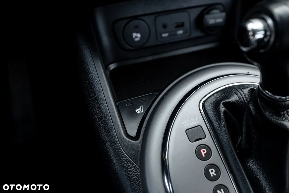 Kia Sportage 2.0 GDI 2WD Vision - 30