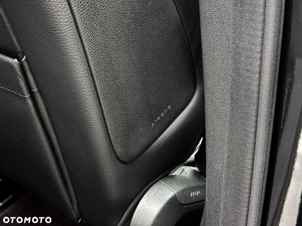 Mercedes-Benz Klasa E - 36