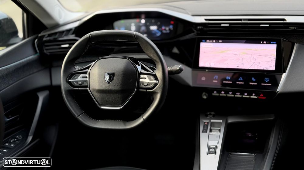 Peugeot 408 1.2 PureTech Allure Pack EAT8 - 18