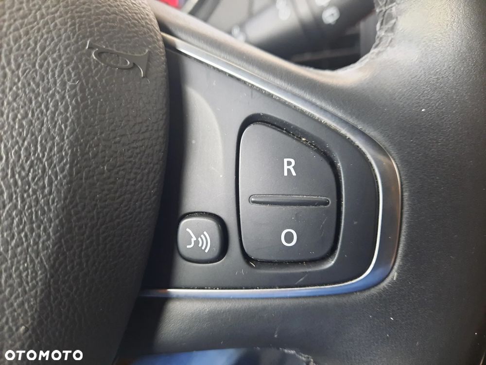 Renault Captur - 19
