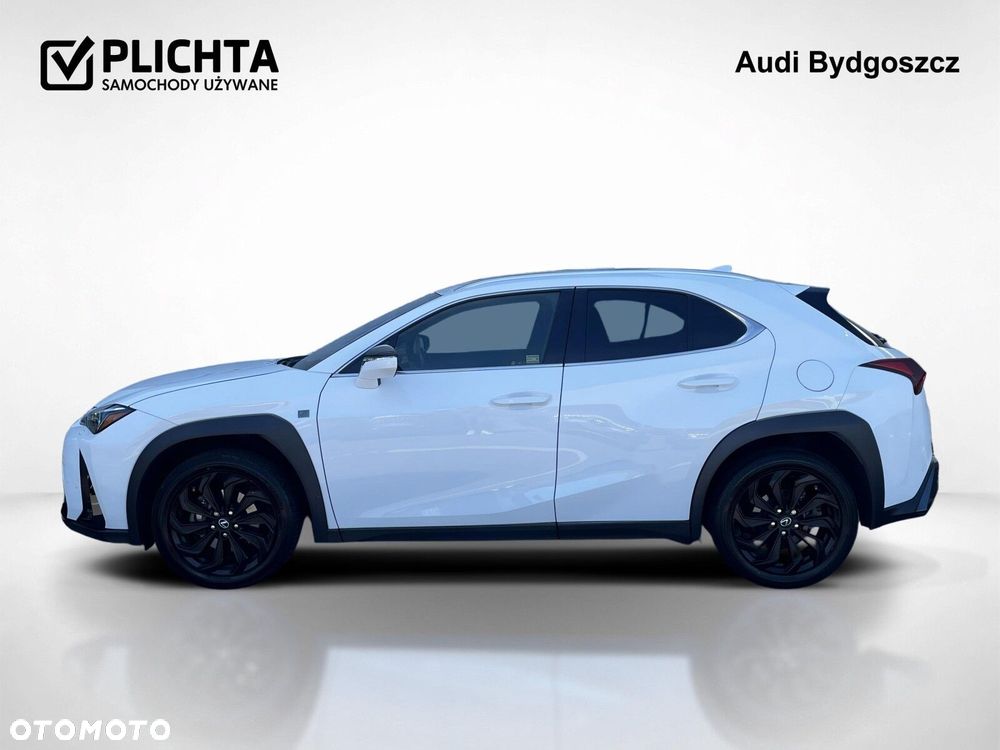 Lexus UX - 3