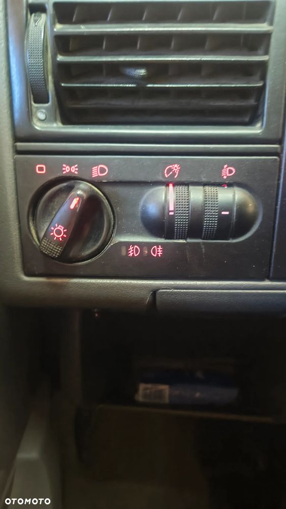 Volkswagen Transporter - 7