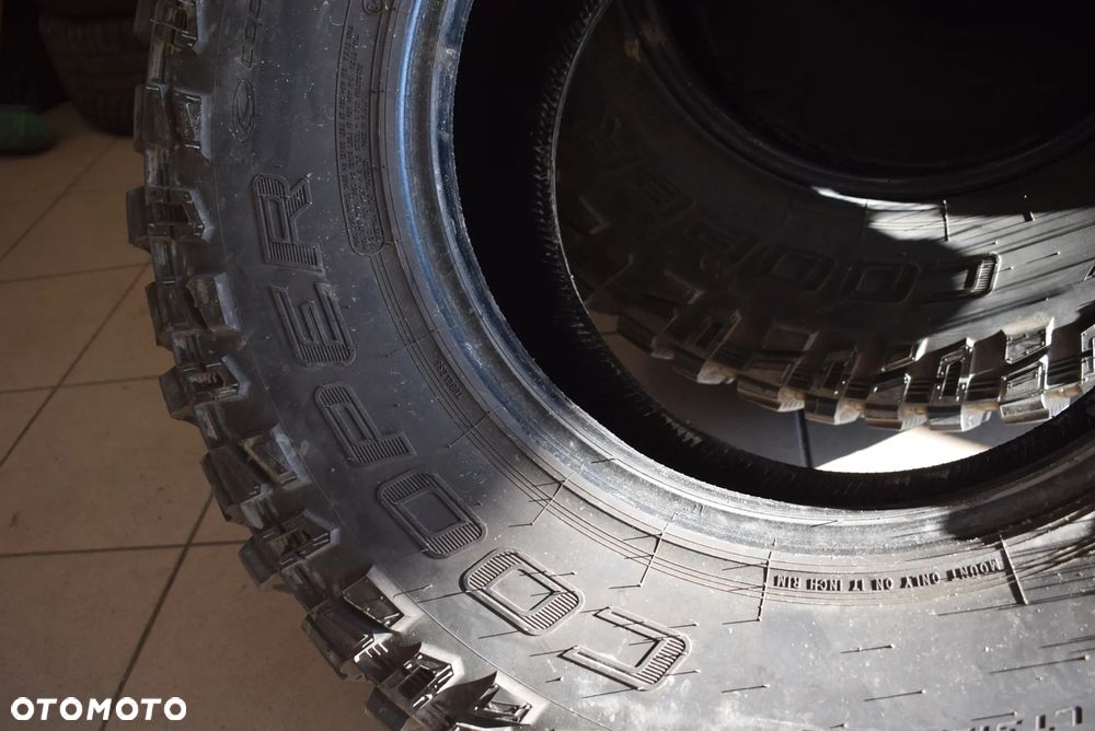 315/70 R17 Cooper Discoverer Cena za komplet - 11