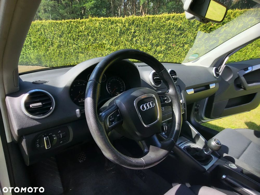 Audi A3 Sportback - 11