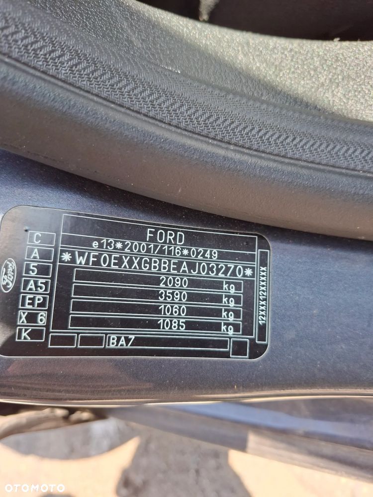 Ford Mondeo 2.0 Titanium - 32