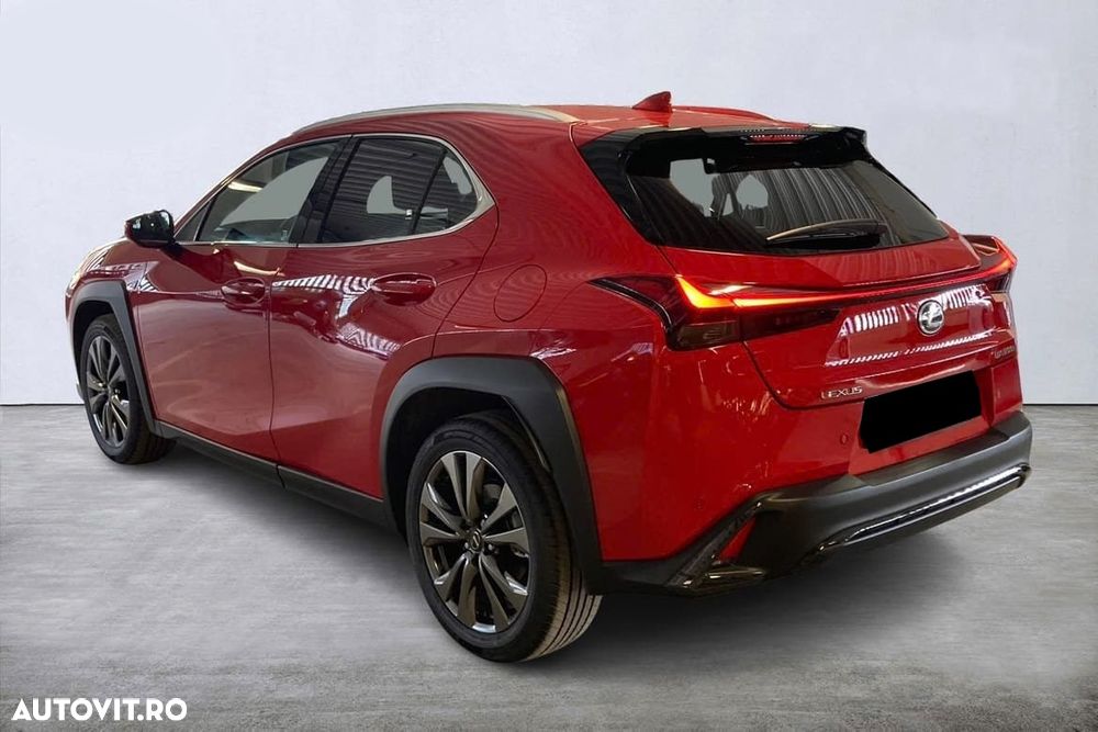 Lexus UX 300h - 5