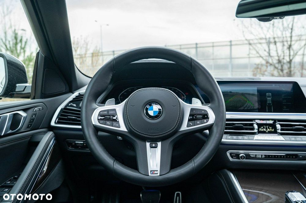 BMW X6 xDrive40i - 21