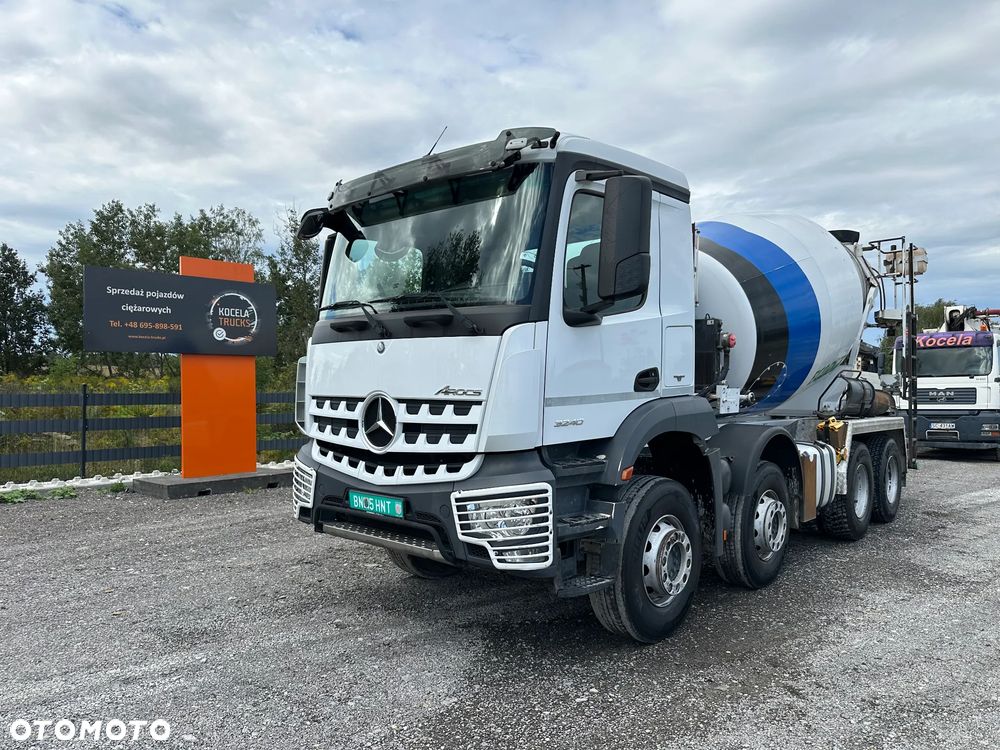 Mercedes-Benz AROSC 32.40 - 10