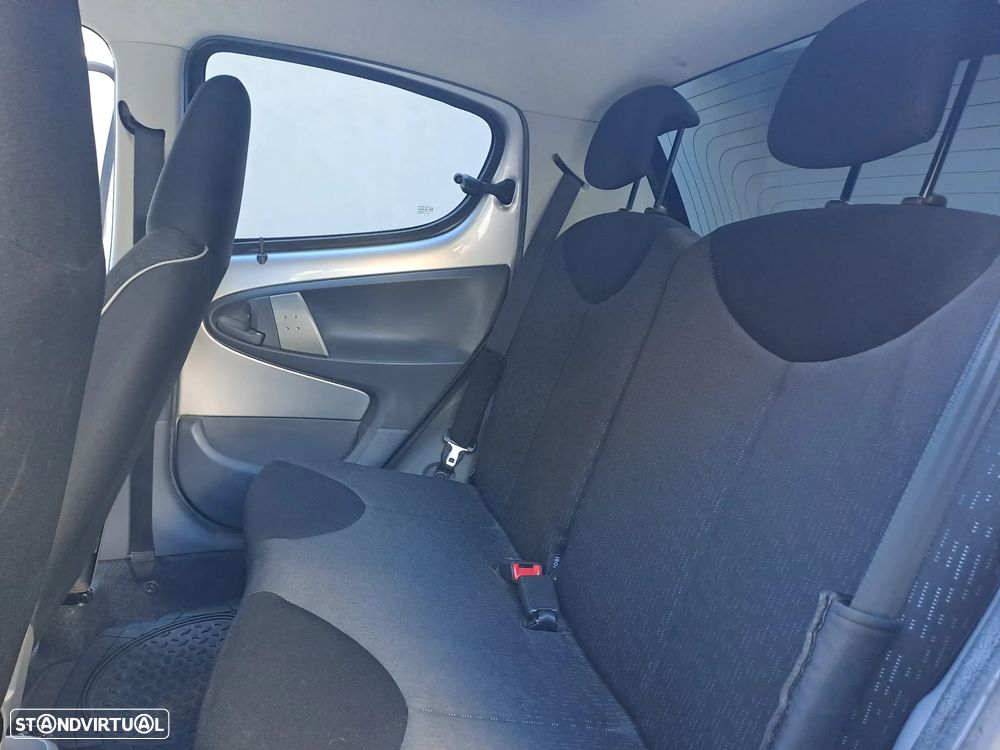 Peugeot 107 1.0 Black&Silver - 8