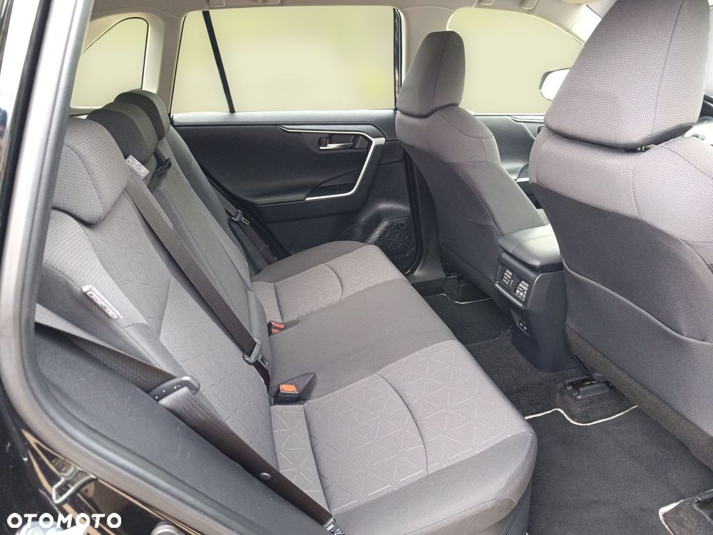 Toyota RAV4 - 10