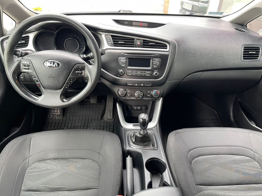 Kia Ceed Cee'd 1.4 CRDi M - 14