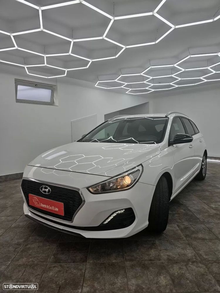 Hyundai i30 SW 1.0 T-GDi Comfort+Navi - 23