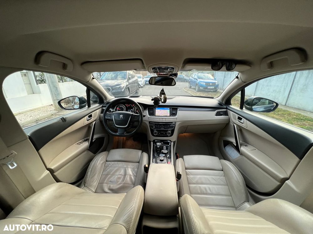 Peugeot 508 Hybrid4 - 8