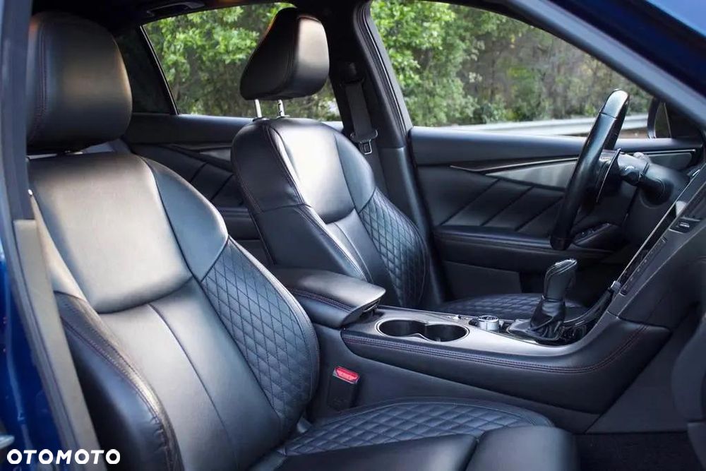 Infiniti Q50 - 8