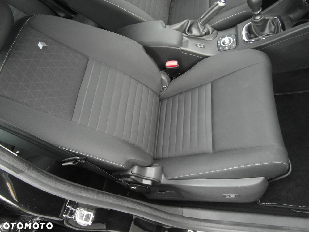 Renault Megane 1.6 16V 110 LIMITED - 19