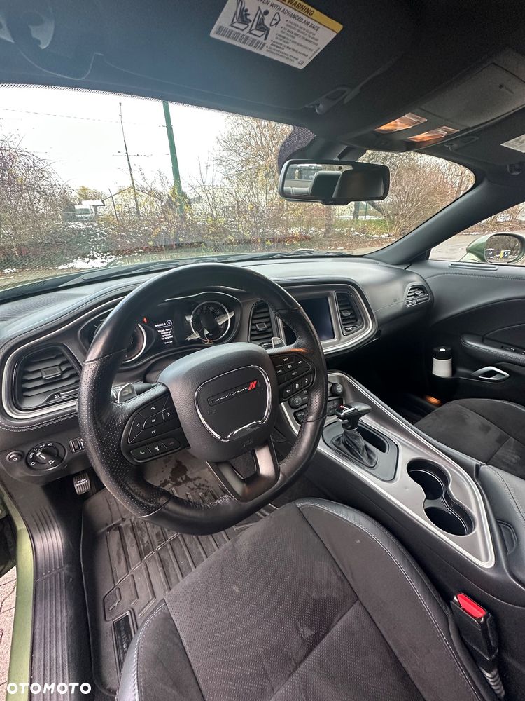 Dodge Challenger 5.7 R/T - 7