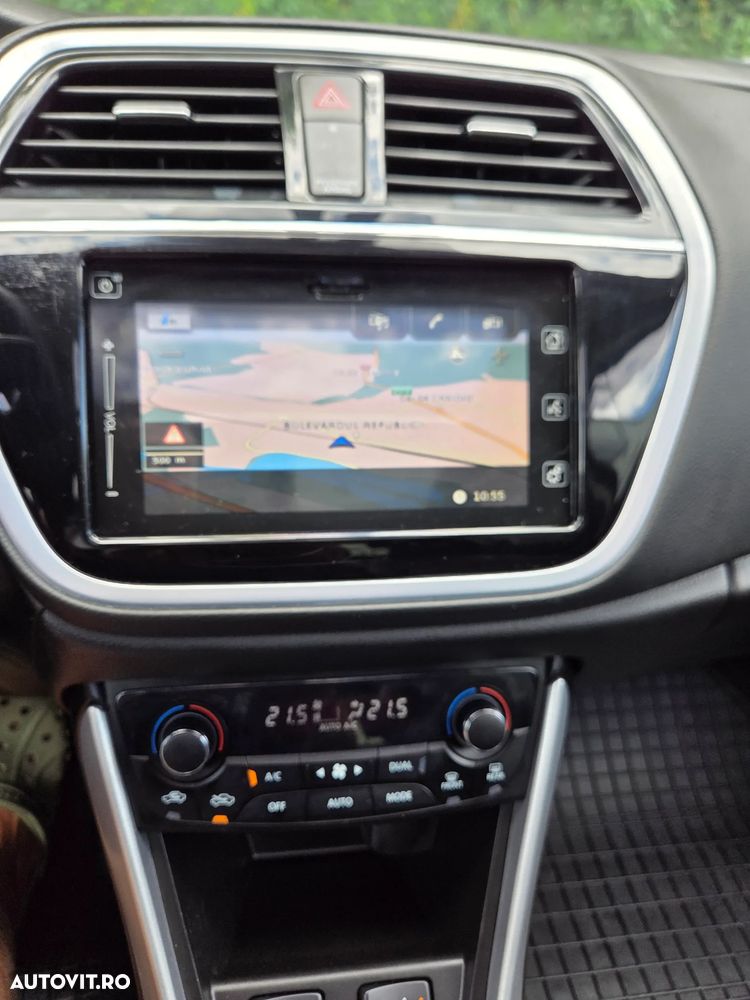 Suzuki S-Cross 1.6 DDIS ALLGRIP Luxus TCSS - 19