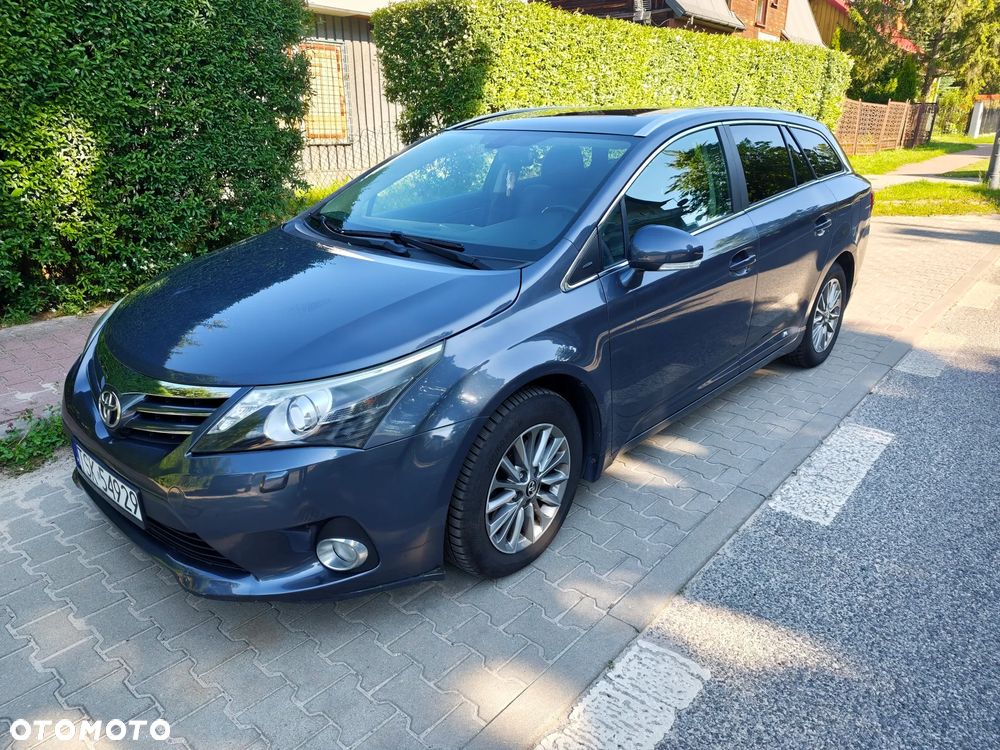 Toyota Avensis 1.8 Premium MS - 4