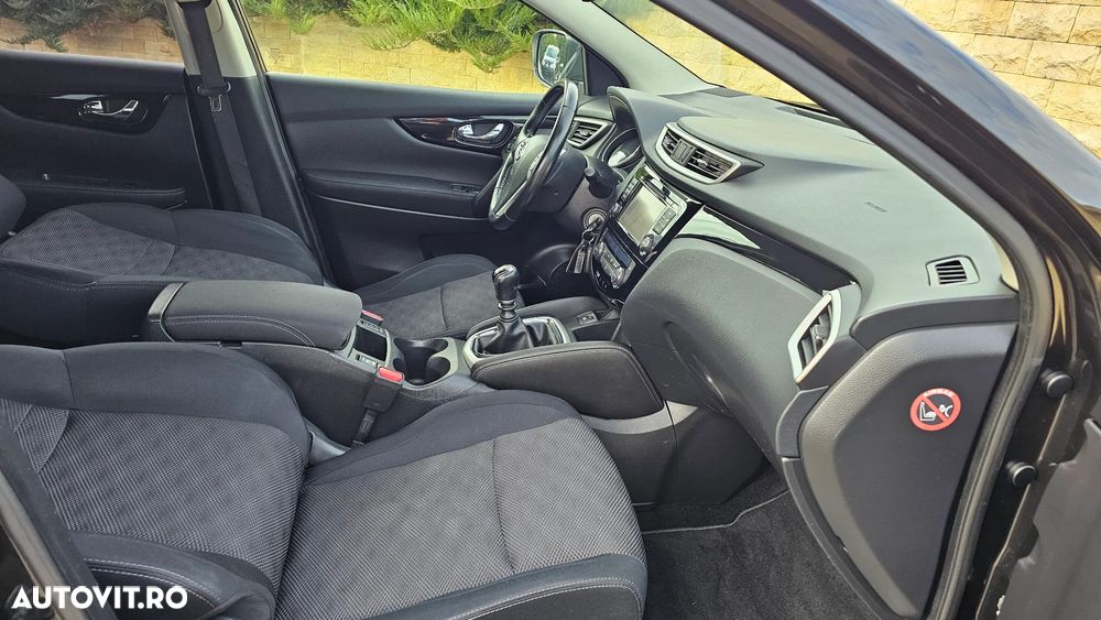 Nissan Qashqai 1.2 DIG-T TEKNA - 15