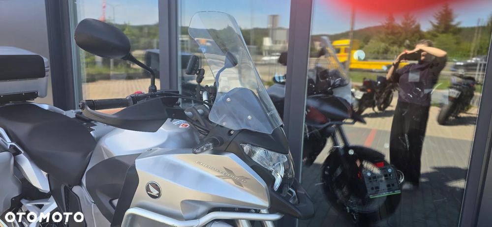 Honda VFR - 11