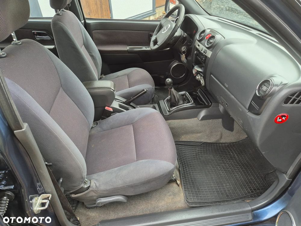 Isuzu D-Max - 8