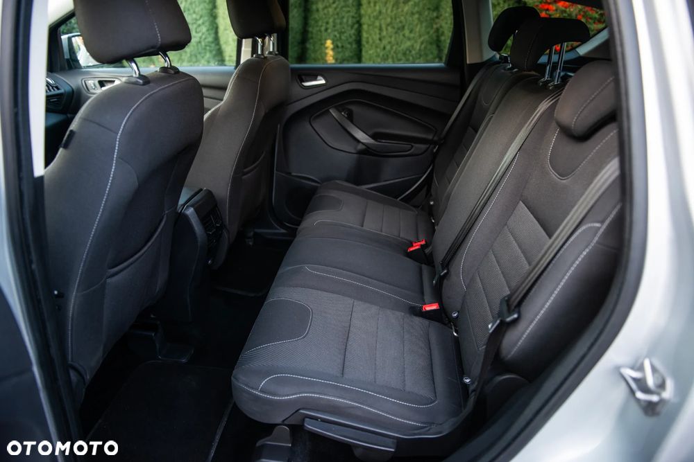 Ford Kuga ver-2-0-tdci-4wd-trend - 22