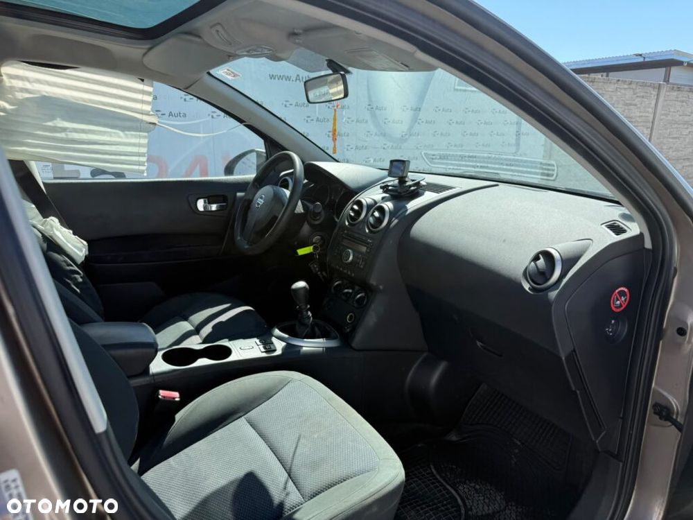 Nissan Qashqai+2 2.0 Visia - 12