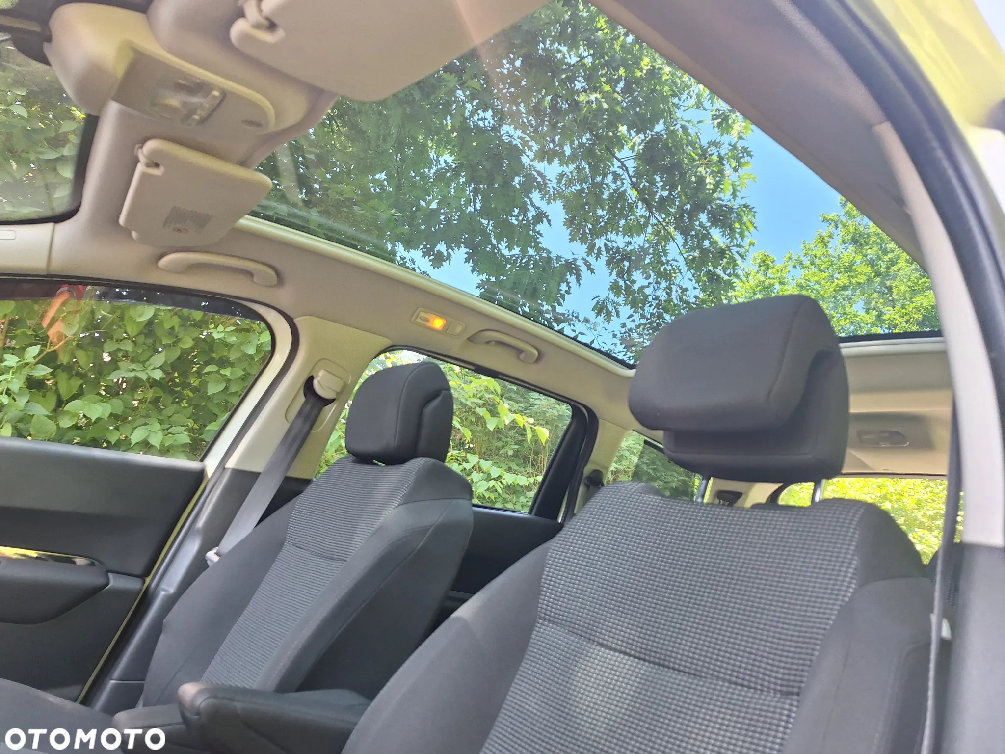 Peugeot 5008 - 11