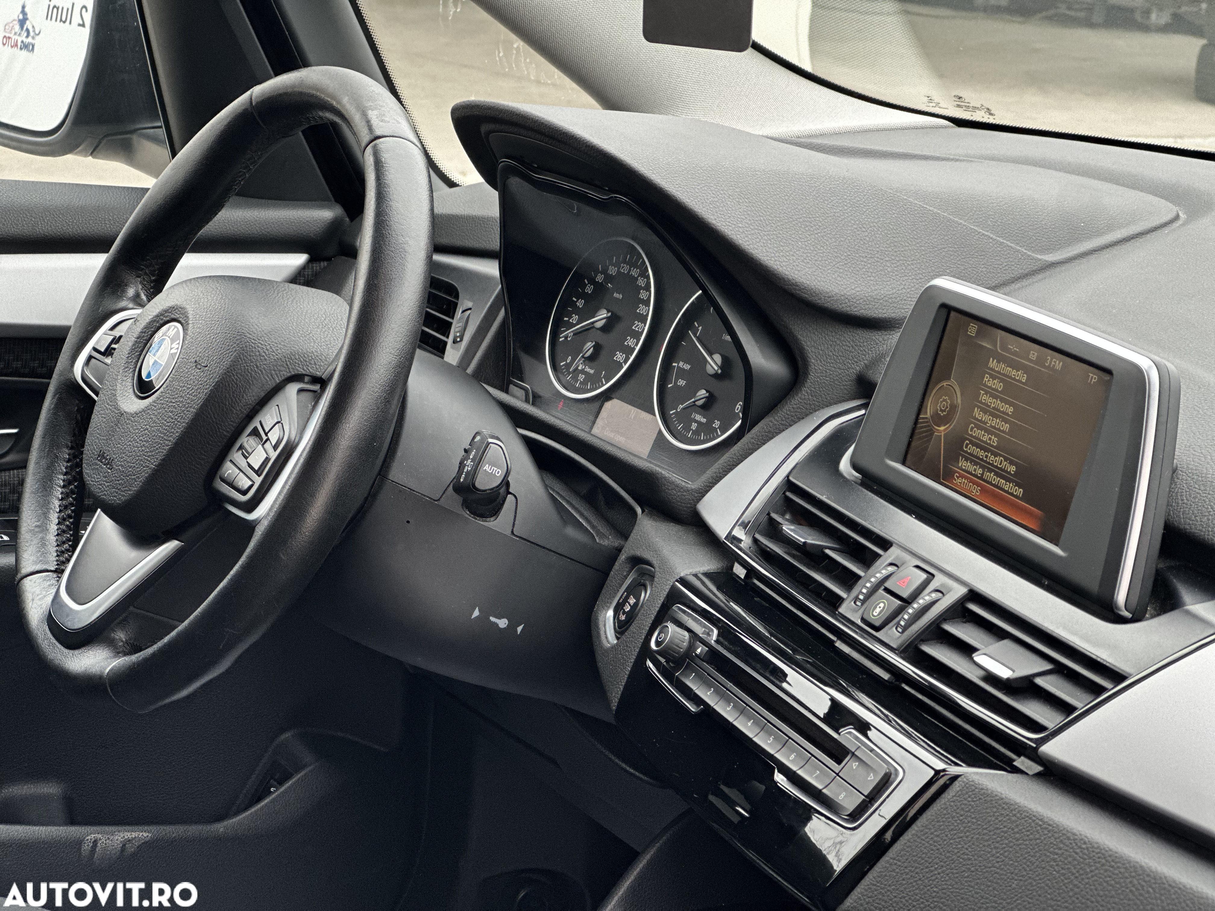 BMW Seria 2 218d Standard - 31