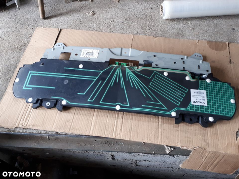 VOLVO XC90 ANTENA MODUL ANTENY 30657501 - 1