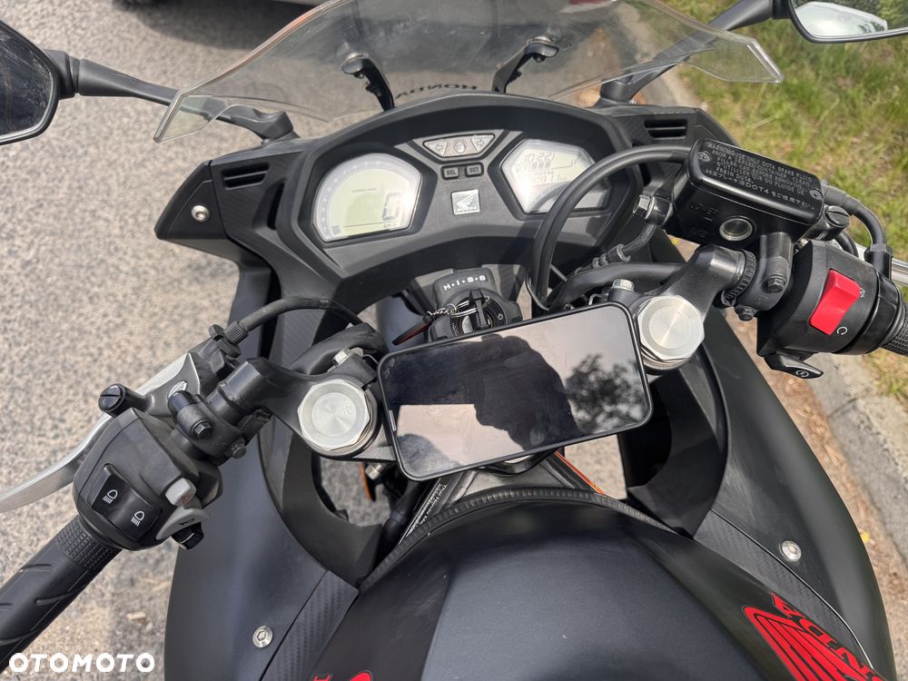 Honda CBR - 8