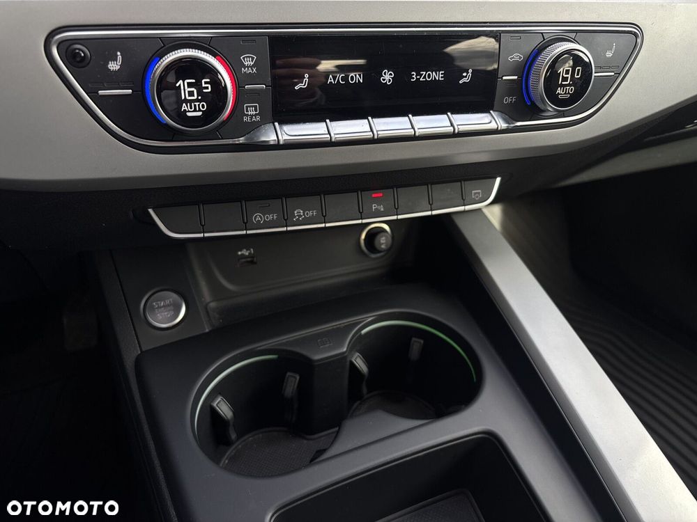 Audi A4 Limousine - 19
