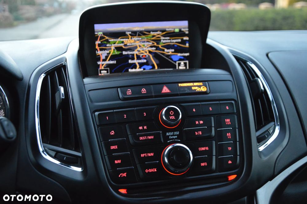 Opel Zafira Tourer 2.0 CDTI Automatik Innovation - 28