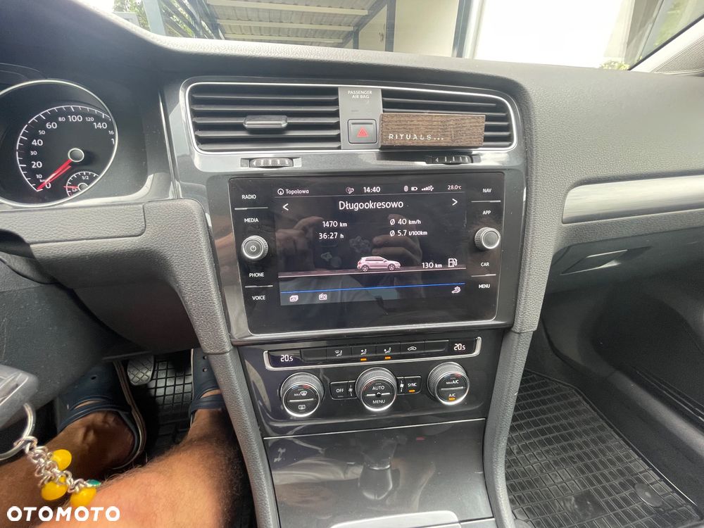 Volkswagen Golf 1.0 TSI Trendline - 11