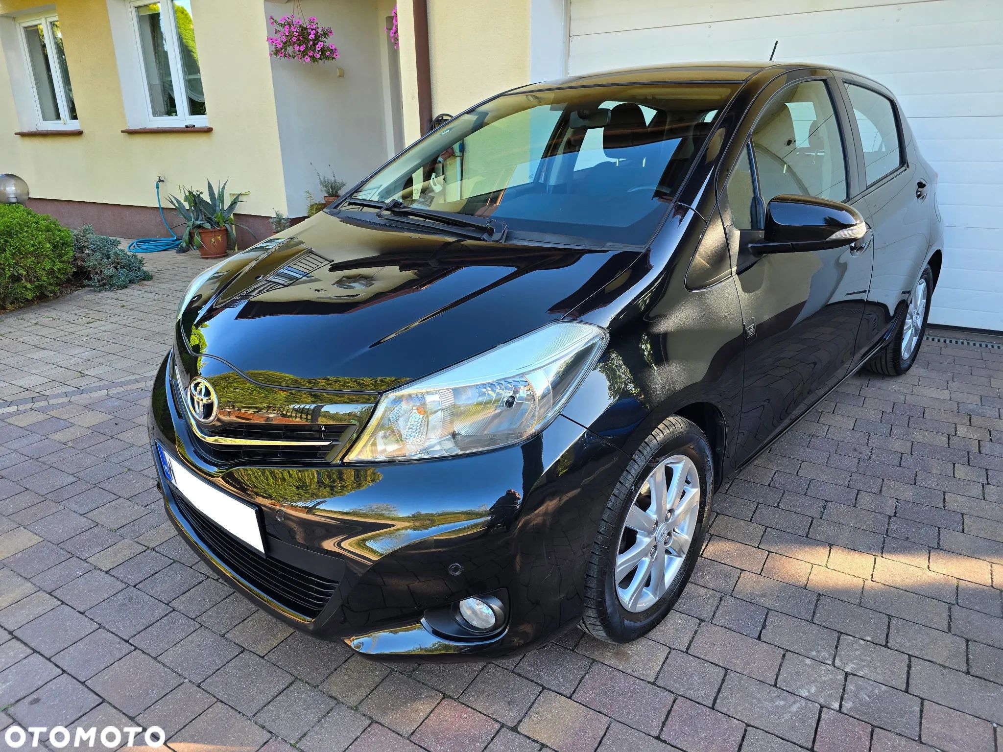 Toyota Yaris 1.33 VVT-i Multi Mode Life - 1