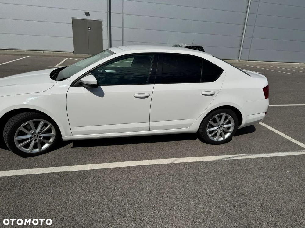 Skoda Octavia 2.0 TDI 4x4 Edition DSG - 18