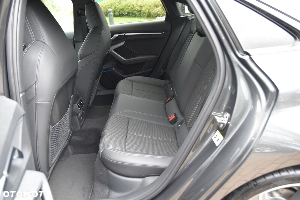 Audi A3 Limousine - 13
