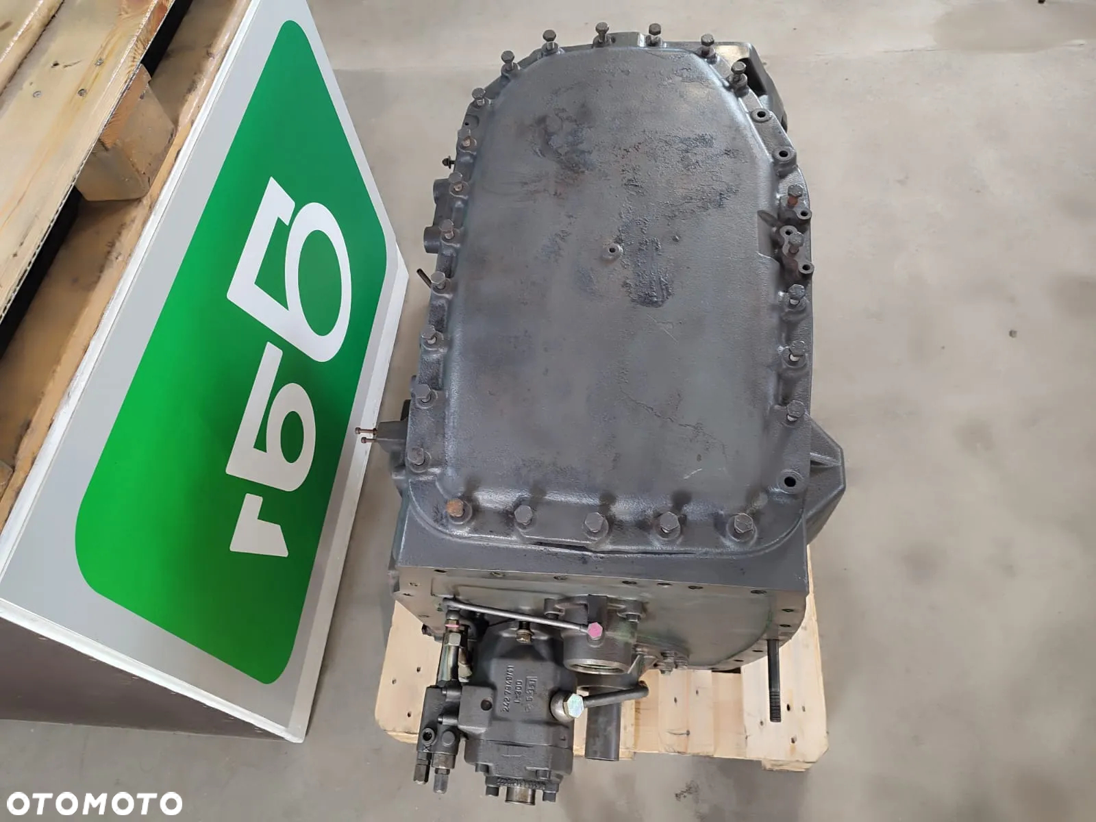 Obudowa skrzyni biegów M931100050021 FENDT 930 VARIO - 8
