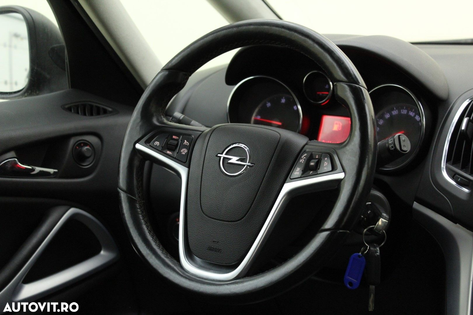 Opel Zafira - 14