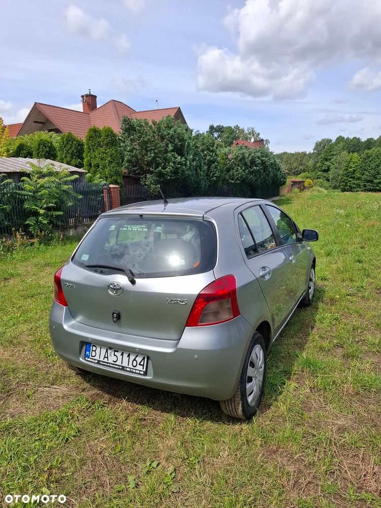 Toyota Yaris 1.4 D-4D Cool - 5