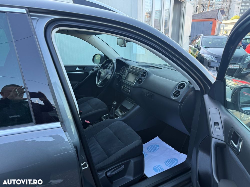 Volkswagen Tiguan - 3